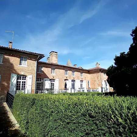 Logis Domaine De Peyrolade 4*