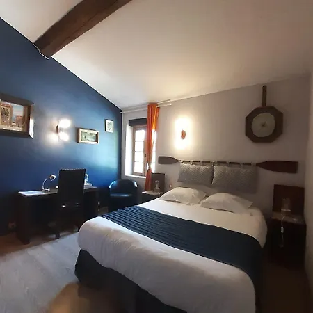 Logis Domaine De Peyrolade Daux