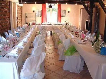 Bed & Breakfast Logis Domaine De Peyrolade 4*