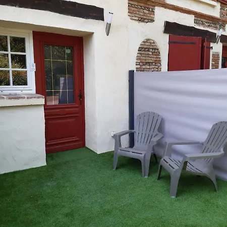 Bed & Breakfast Domaine De Peyrolade Daux