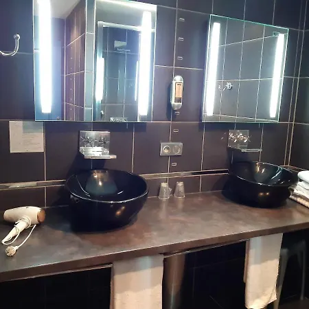 Domaine De Peyrolade Daux