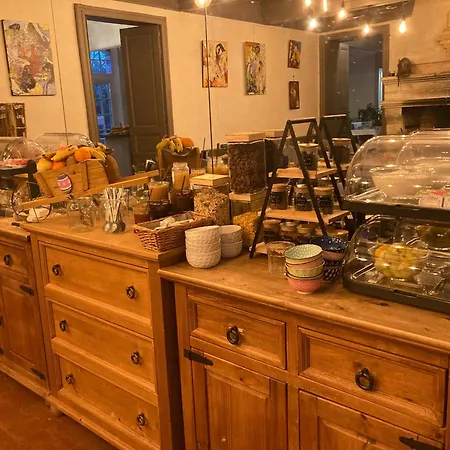 Couette-café Domaine De Peyrolade 4*