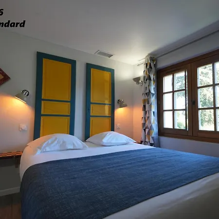 Domaine De Peyrolade 4*