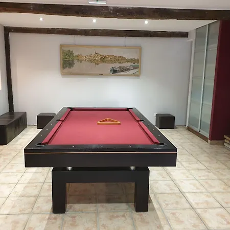 Domaine De Peyrolade Couette-café 4*