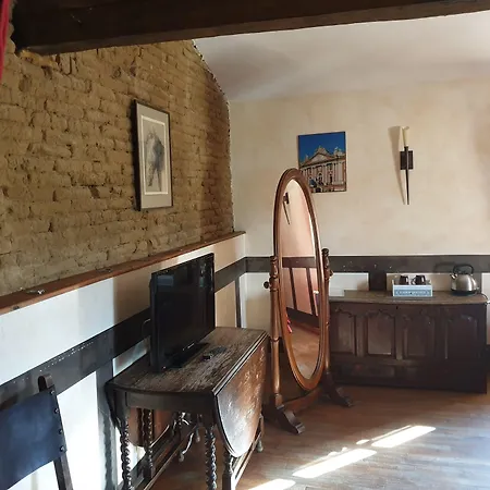 Logis Domaine De Peyrolade