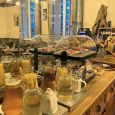 Domaine De Peyrolade Bed & Breakfast 4*