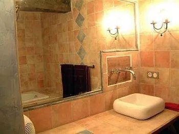 Domaine De Peyrolade Bed & Breakfast *