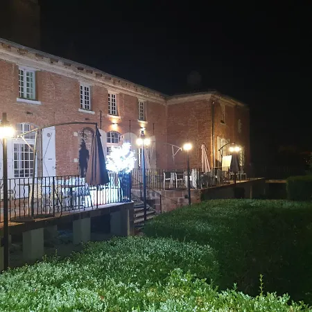 Domaine De Peyrolade Couette-café